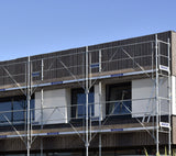 Échafaudage de façade F3000 à garde-corps de montage en sécurité sur bâtiment