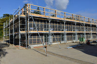 Échafaudage de façade F3000 sur grande longueur de façade