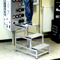 Escabeau professionnel 2 marches - Hauteur 0,46m - Largeur 62 - Ami-hauteur.com